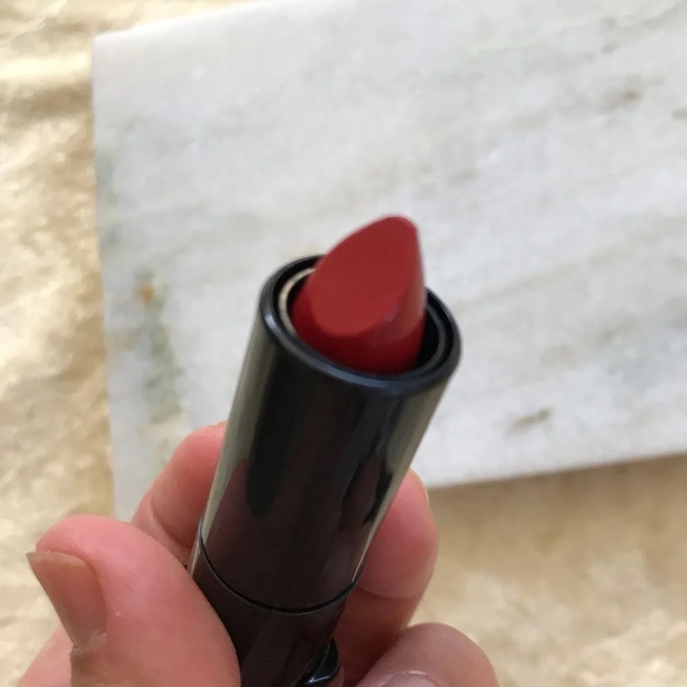 3 for $15 ✨ Cover Girl worthy Demi matte lipstick
